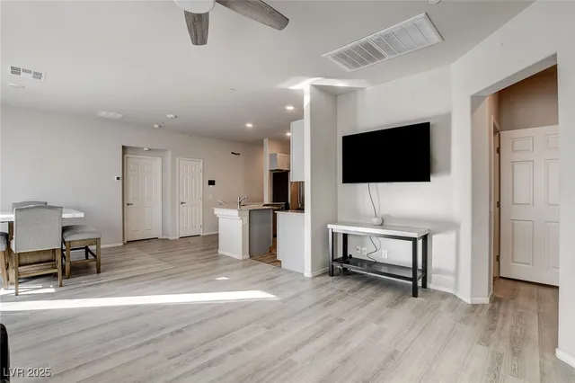 $299,000 | 4660 Ridgeley Avenue, Unit 101, North Las Vegas, NV 89084