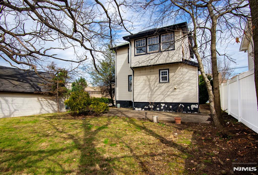 960 Maple Avenue Ridgefield, NJ 07657 - Photo 6 of 8