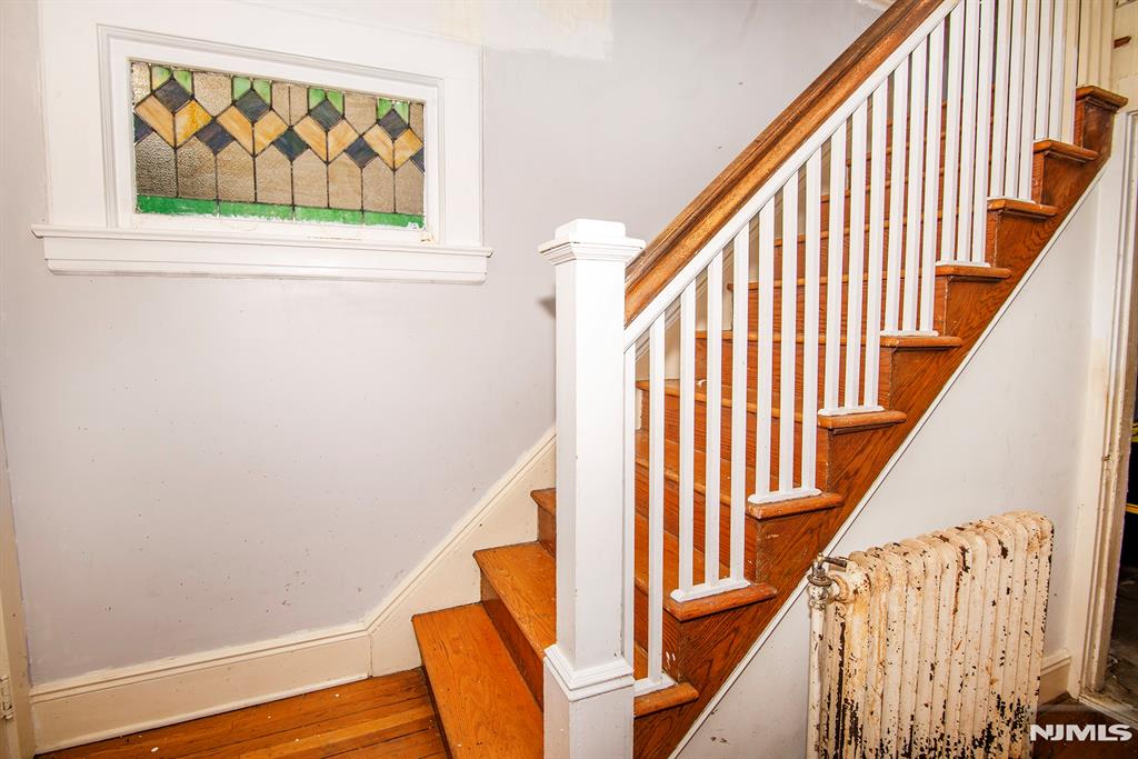 960 Maple Avenue Ridgefield, NJ 07657 - Photo 8 of 8