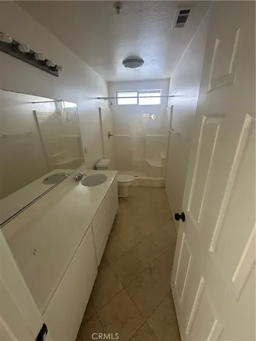 $4,000 | 16623 Almaden Drive, Fontana, CA 92336