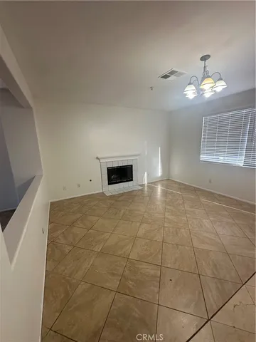 $4,000 | 16623 Almaden Drive, Fontana, CA 92336