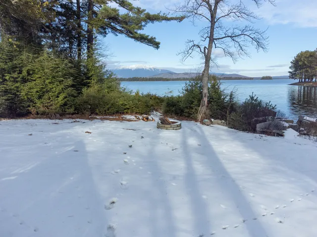 $739,900 | 178 Blackcat Road, Millinocket, ME 04462