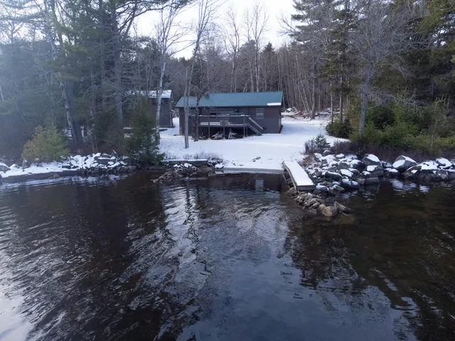 $739,900 | 178 Blackcat Road, Millinocket, ME 04462