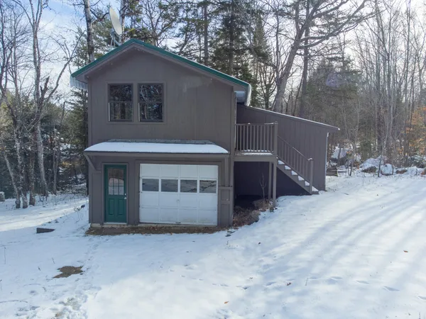 $739,900 | 178 Blackcat Road, Millinocket, ME 04462
