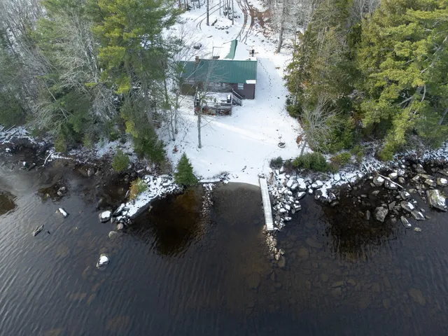 $739,900 | 178 Blackcat Road, Millinocket, ME 04462