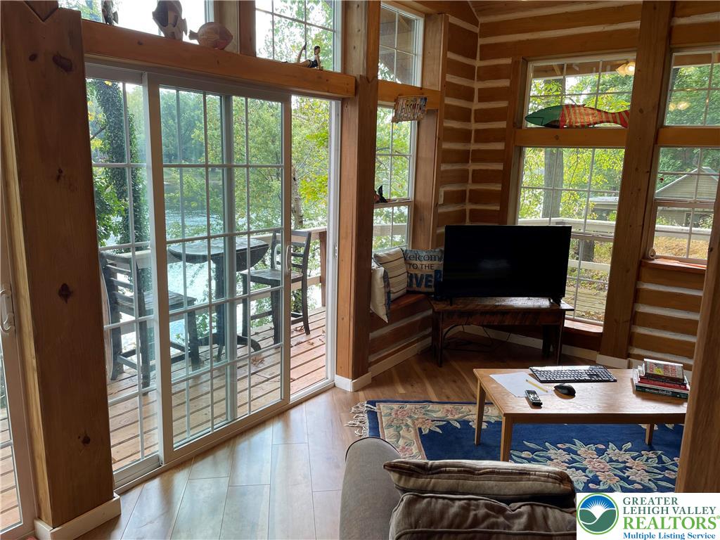 6023 Del Haven Road Bangor, PA 18013 - Photo 11 of 29