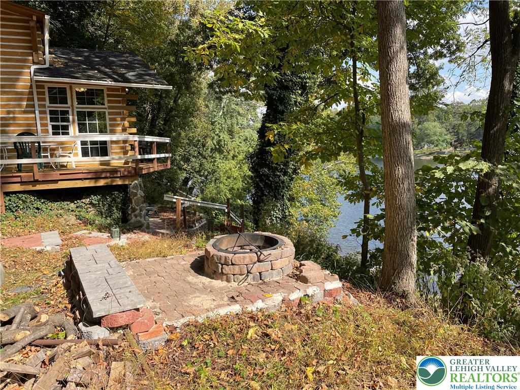 6023 Del Haven Road Bangor, PA 18013 - Photo 25 of 29