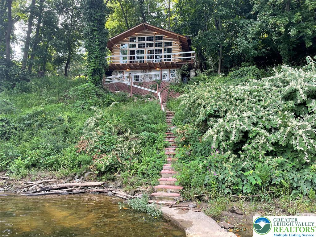 6023 Del Haven Road Bangor, PA 18013 - Photo 26 of 29