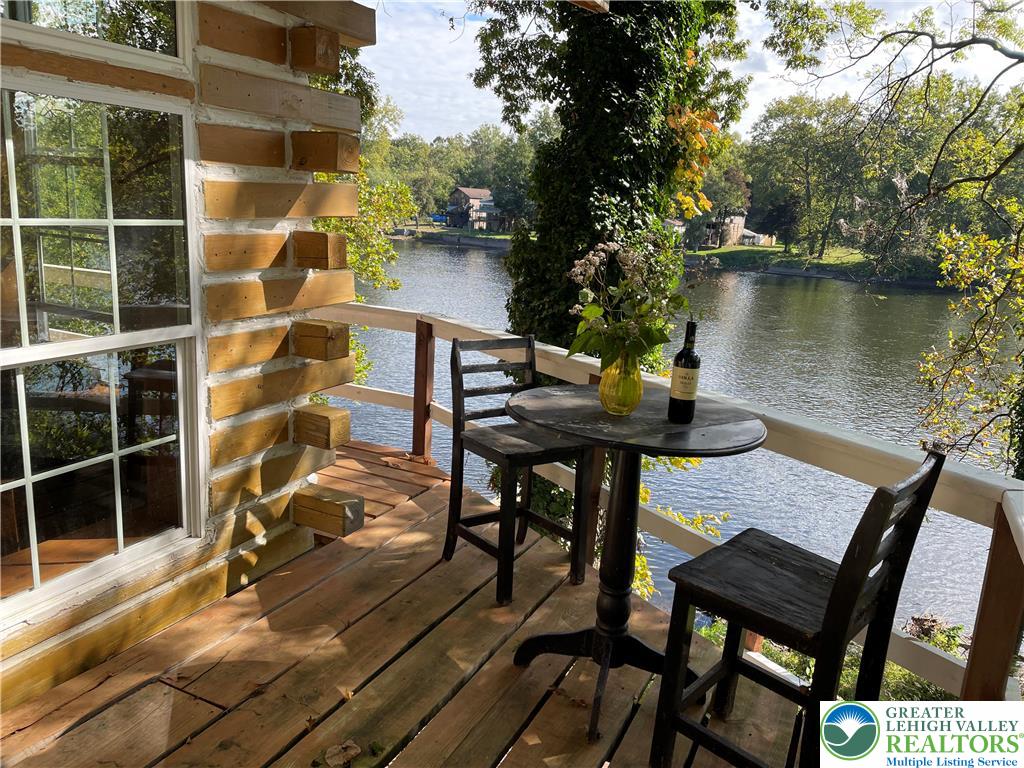 6023 Del Haven Road Bangor, PA 18013 - Photo 3 of 29