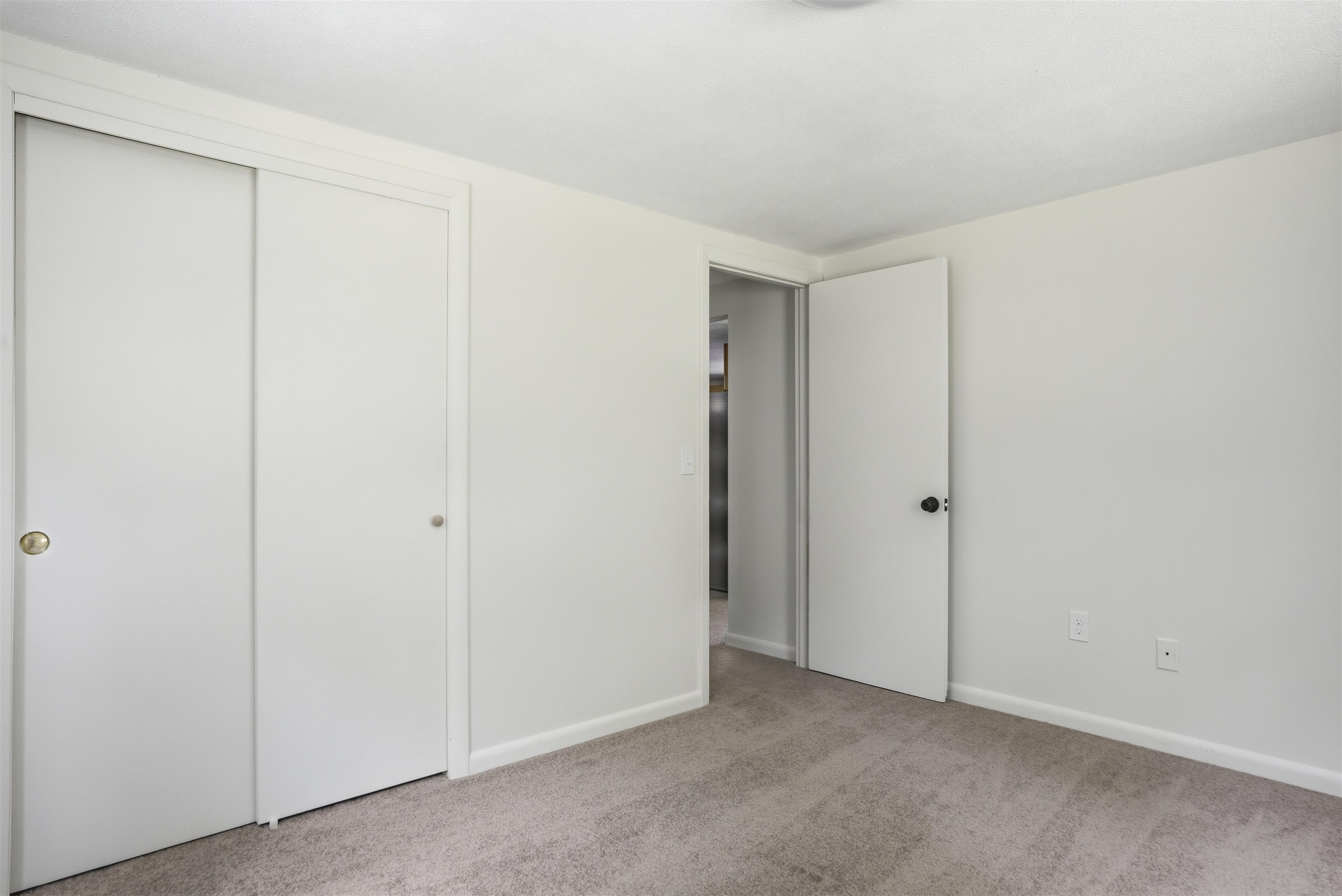 289 Derry Road, Unit B Hudson, NH 03051 - Photo 12 of 17
