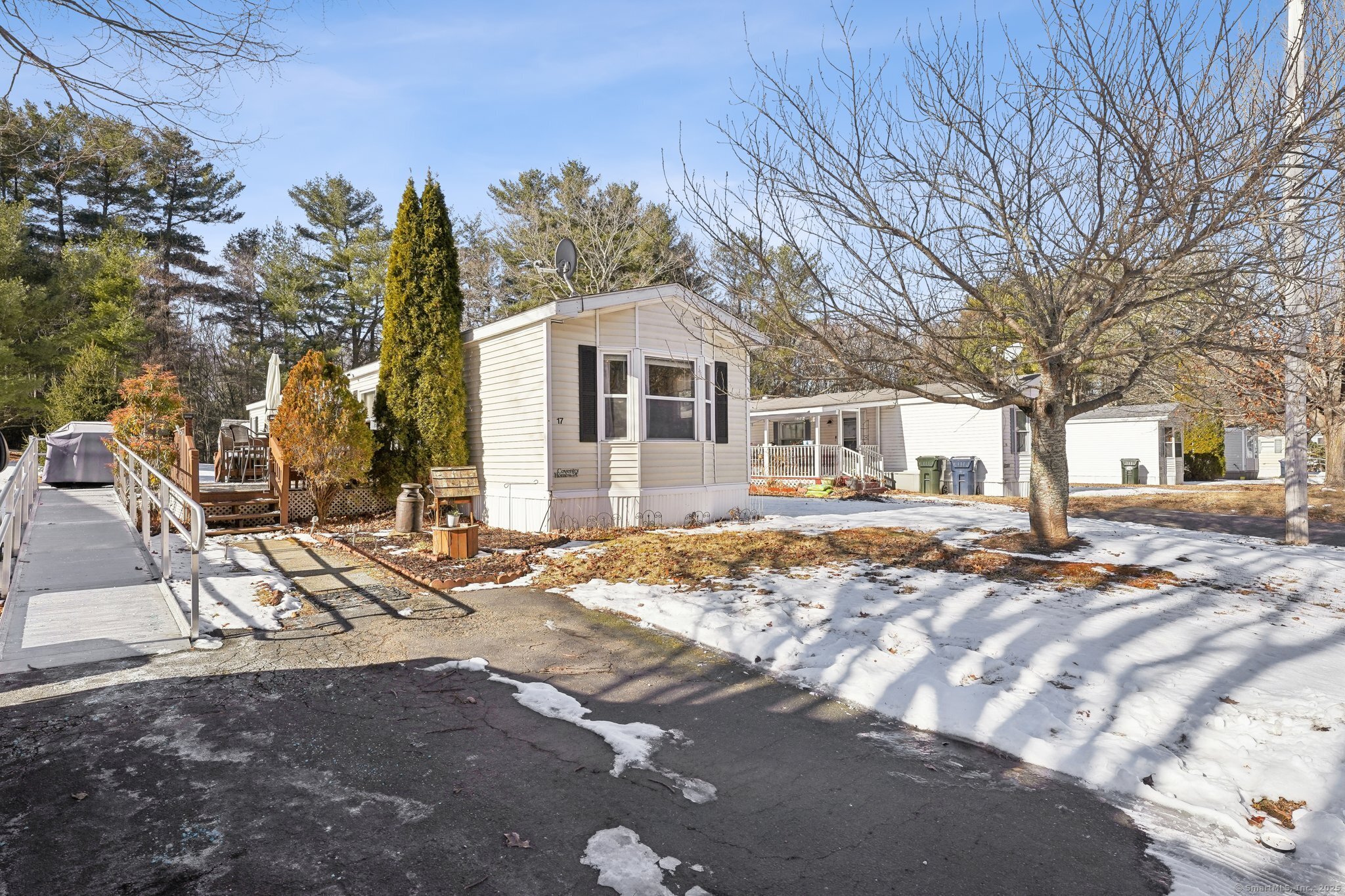 17 Pond Way Windham, CT 06256 - Photo 1 of 1 Gallery Image 1
