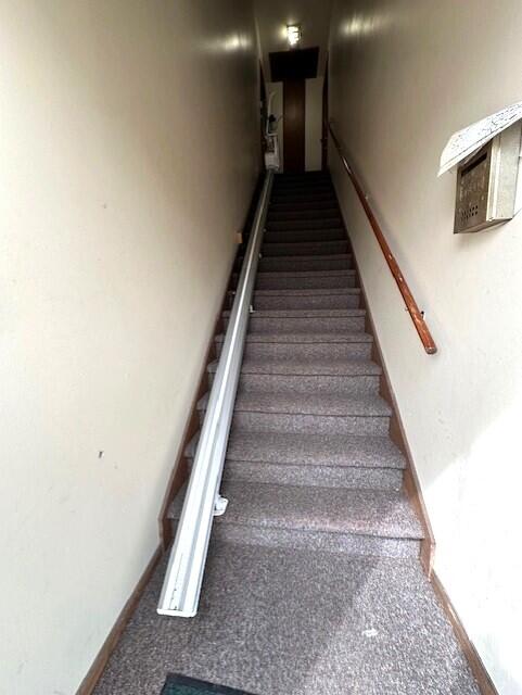 1116 Grove Avenue, Unit 1118 Racine, WI 53405 - Photo 11 of 24 frt stairs & chairlift