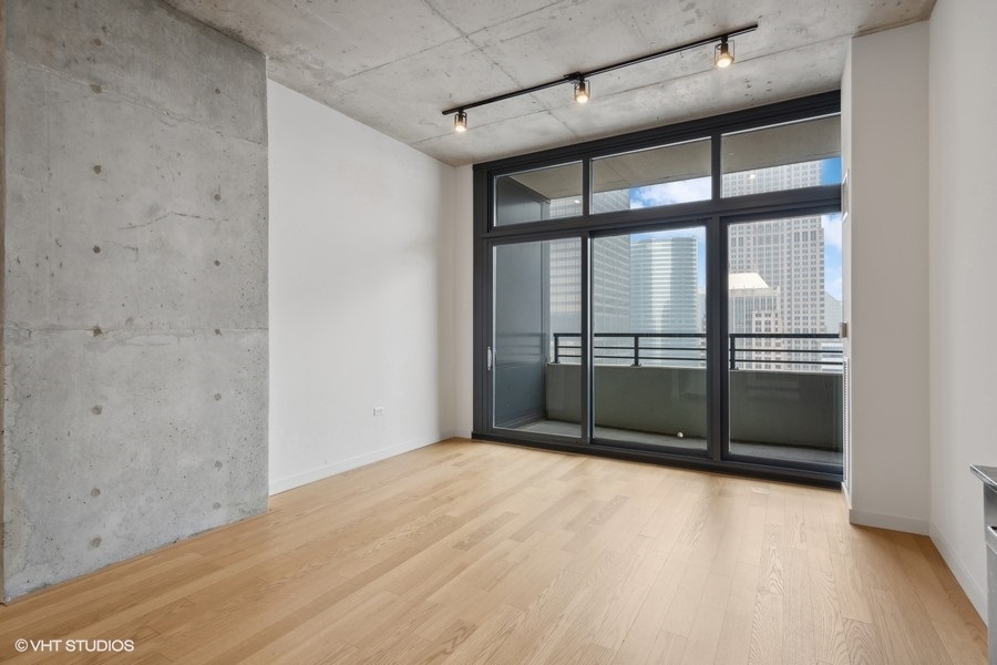 235 West Van Buren Street, Unit 4121 Chicago, IL 60607 - Photo 11 of 25