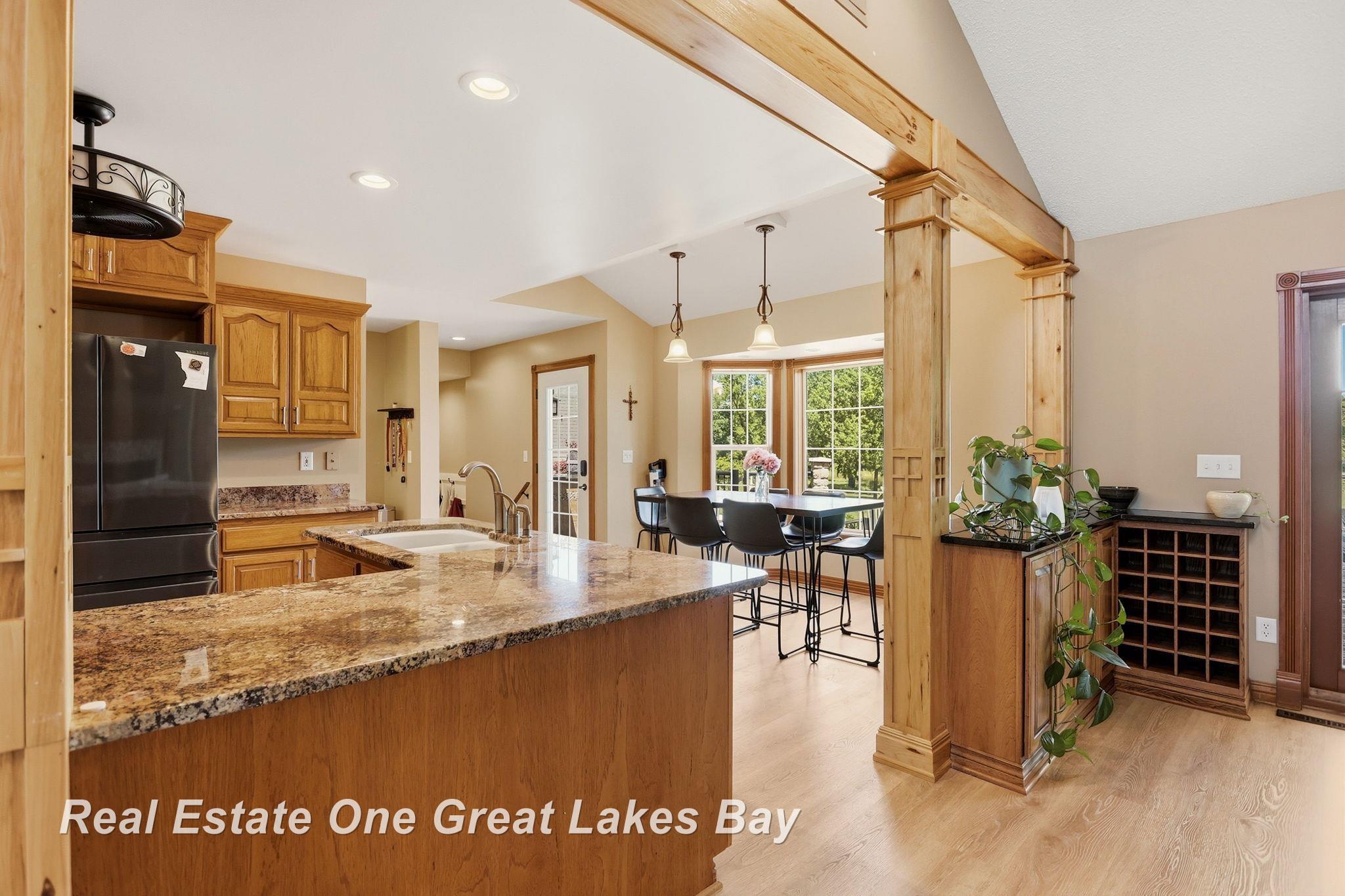 2530 North River Road Saginaw, MI 48609 - Photo 11 of 90