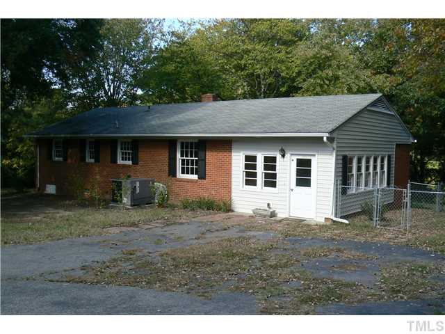 6305 Amhurst Road Durham, NC 27713 - Photo 3 of 12 Gallery Image 3