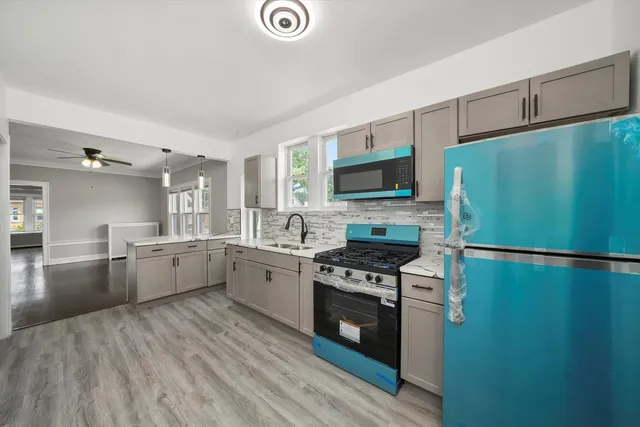 $289,900 | 8101 South Kimbark Avenue, Chicago, IL 60619