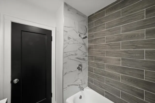 $289,900 | 8101 South Kimbark Avenue, Chicago, IL 60619