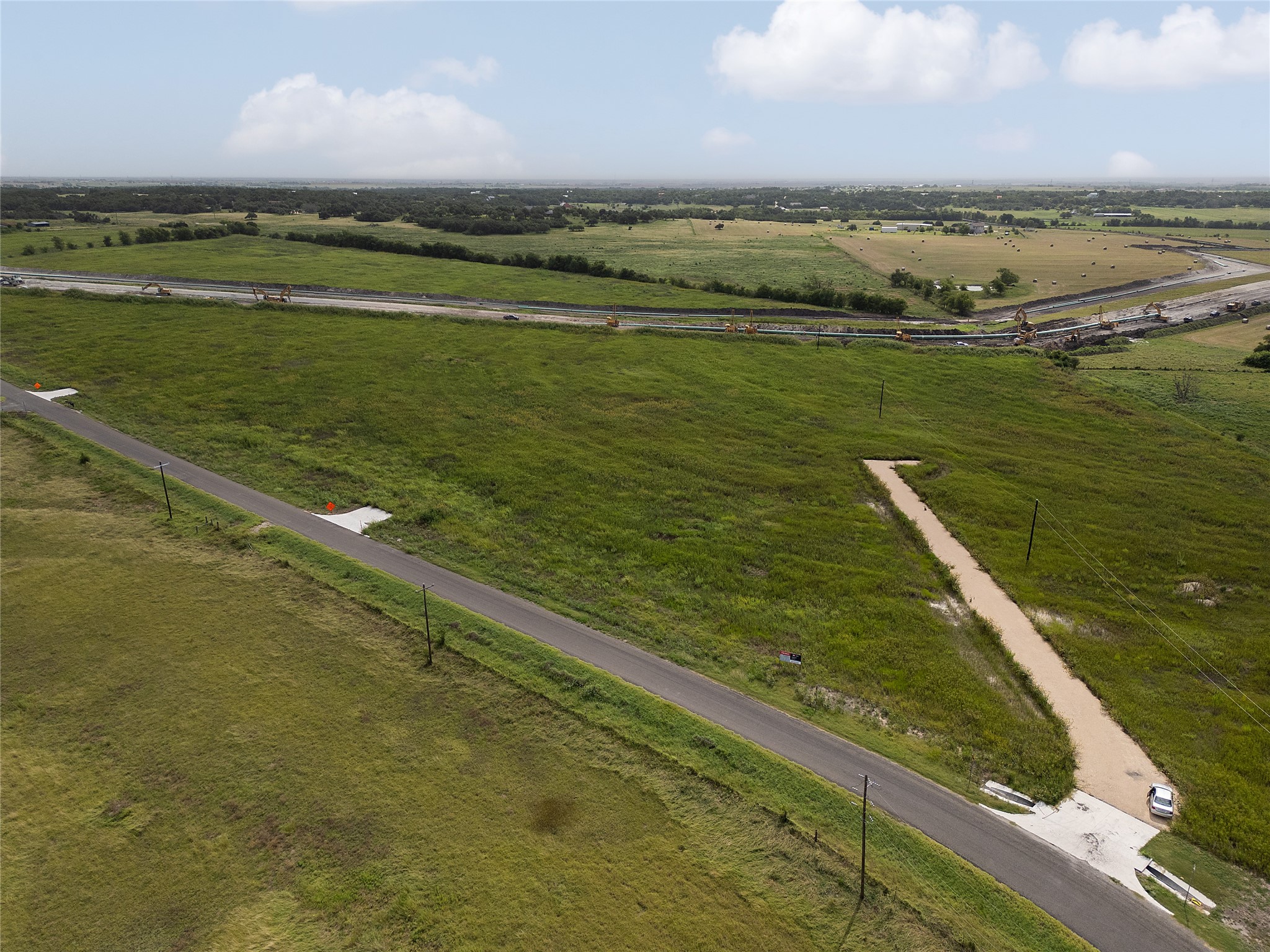 1066 County Road 153 Georgetown, TX 78626 - Photo 5 of 7 a view of an ocean and beach