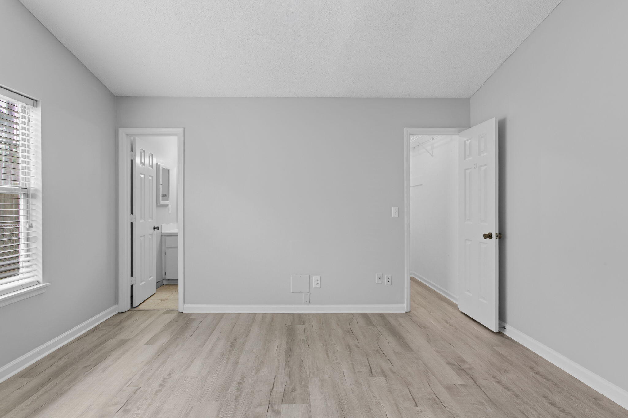 9512 One Notch Road Ladson, SC 29456 - Photo 13 of 20 Primary