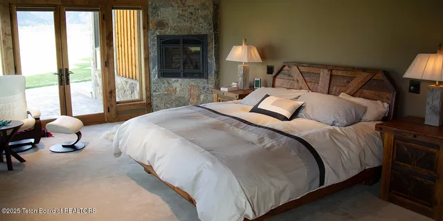 $4,450,000 | 592 Airport Drive, Unit 7, Alpine, WY 83128