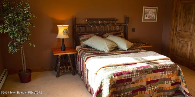 $4,450,000 | 592 Airport Drive, Unit 7, Alpine, WY 83128