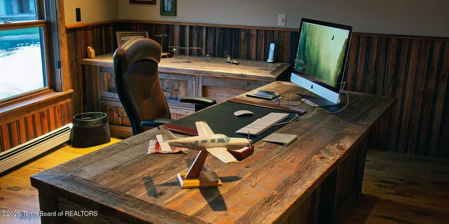 $4,450,000 | 592 Airport Drive, Unit 7, Alpine, WY 83128