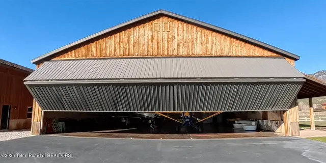 $4,450,000 | 592 Airport Drive, Unit 7, Alpine, WY 83128