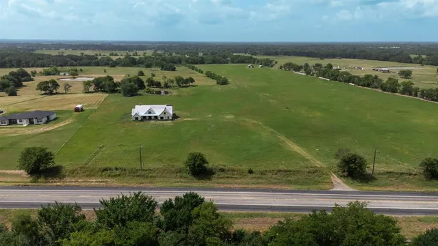 $370,000 | 8955 Highway 11, Sulphur Springs, TX 75482