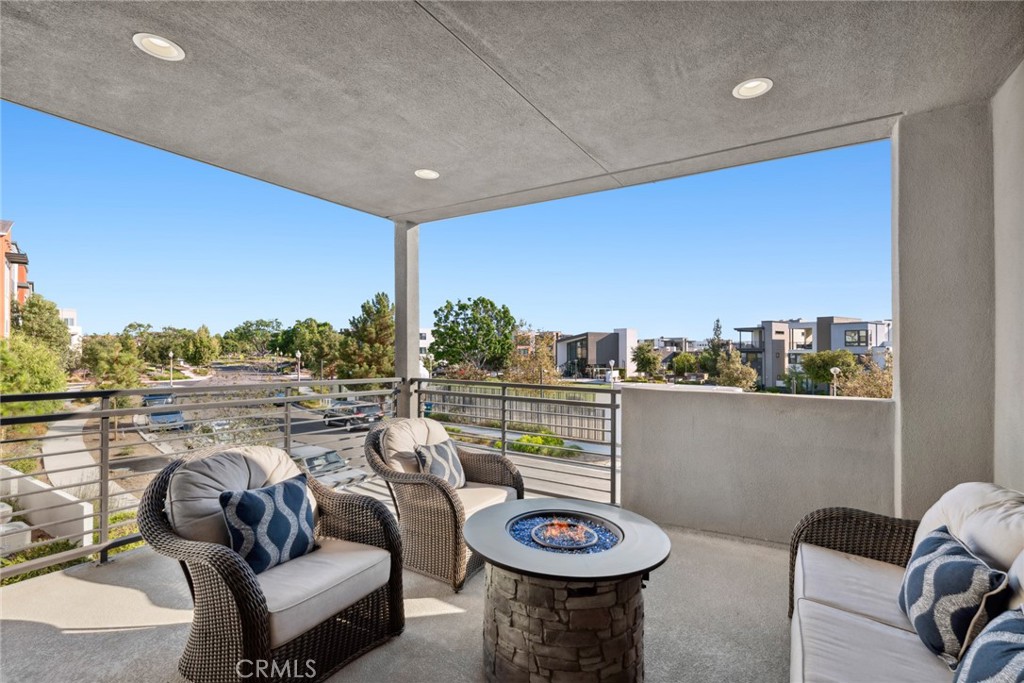 121 Mirth Irvine, CA 92618 - Photo 16 of 68