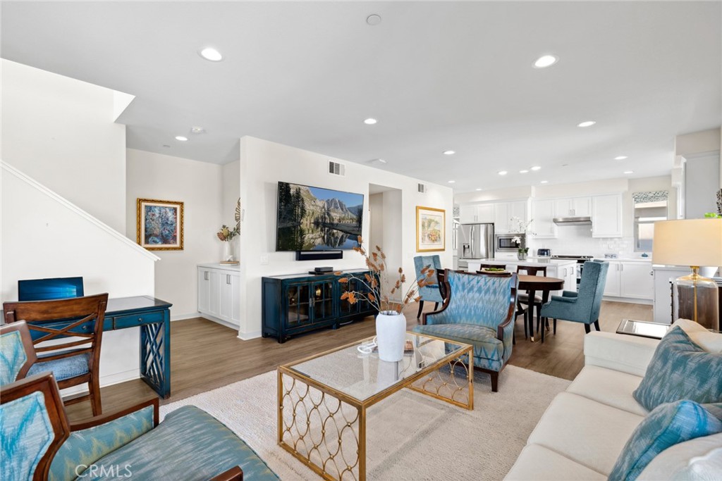 121 Mirth Irvine, CA 92618 - Photo 19 of 68