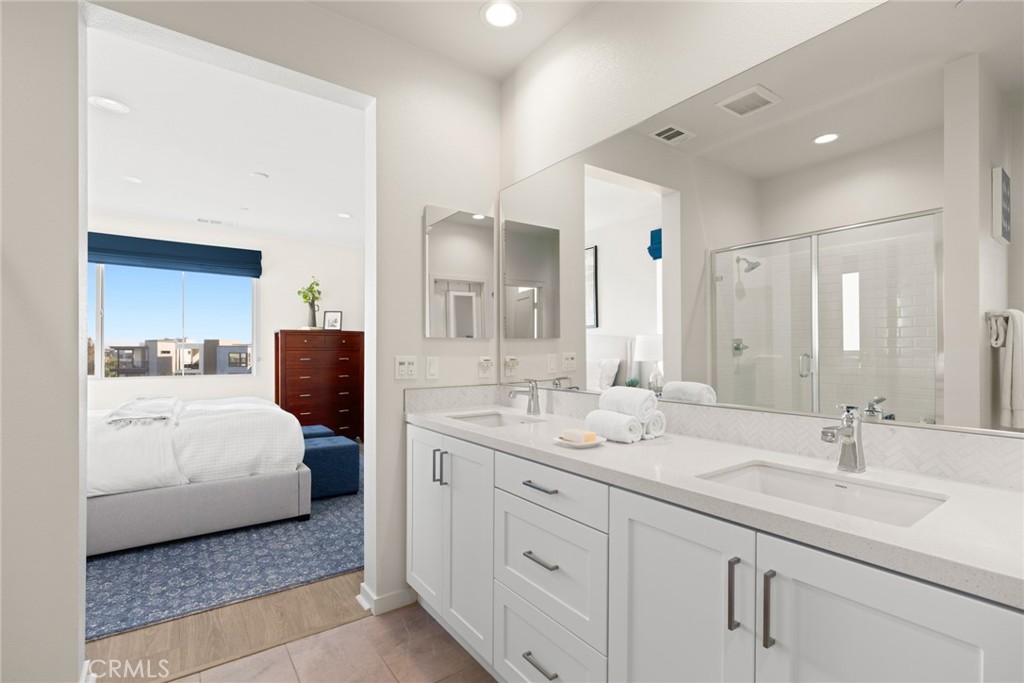 121 Mirth Irvine, CA 92618 - Photo 23 of 68