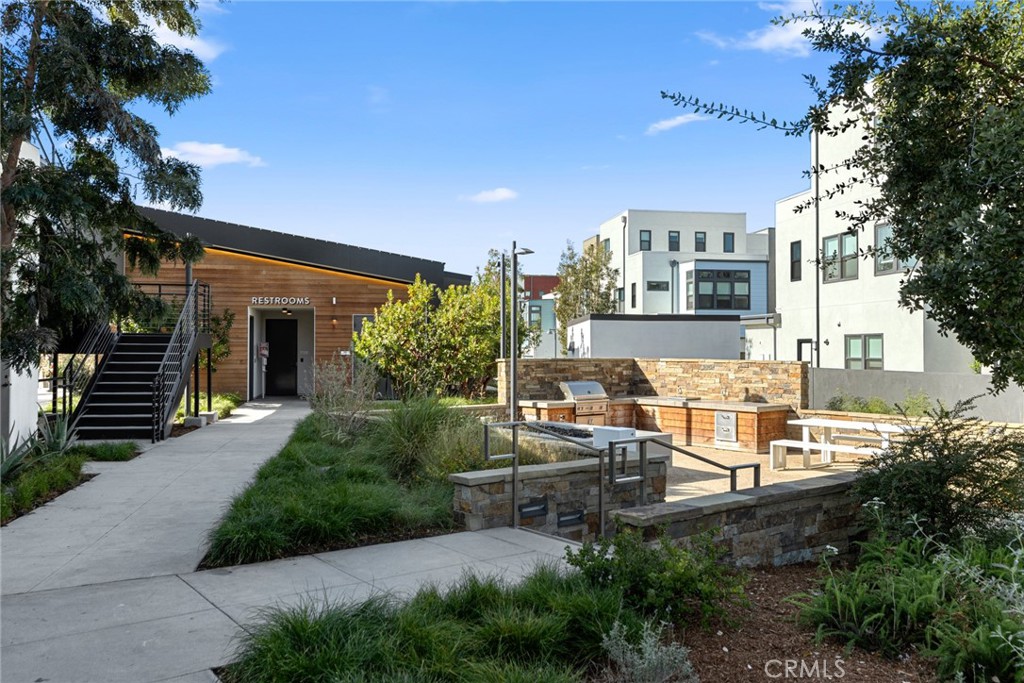 121 Mirth Irvine, CA 92618 - Photo 43 of 68