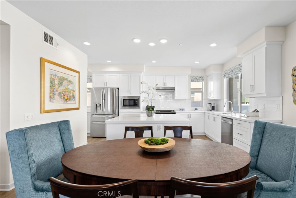 121 Mirth Irvine, CA 92618 - Photo 9 of 68