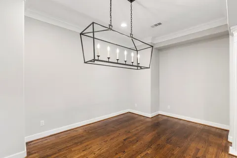 $865,000 | 6501 Rodrigo Street, Houston, TX 77007