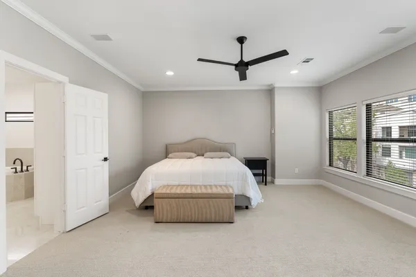 $865,000 | 6501 Rodrigo Street, Houston, TX 77007