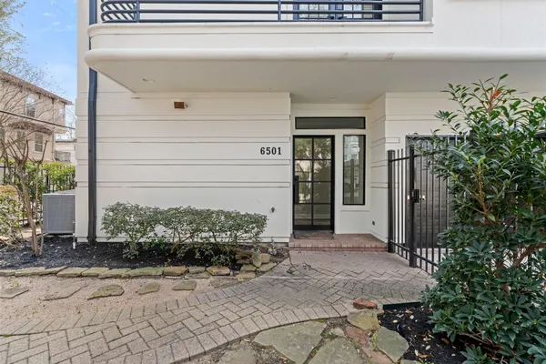 $865,000 | 6501 Rodrigo Street, Houston, TX 77007