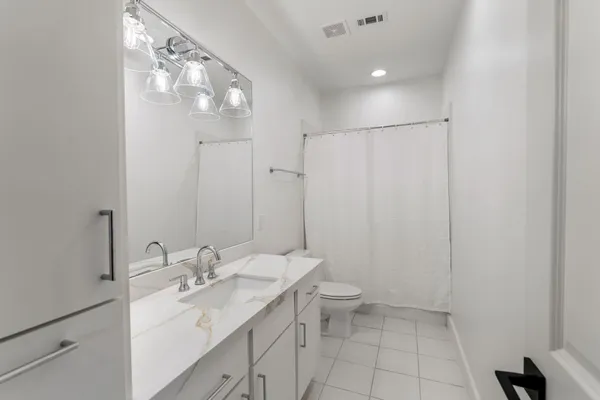 $865,000 | 6501 Rodrigo Street, Houston, TX 77007