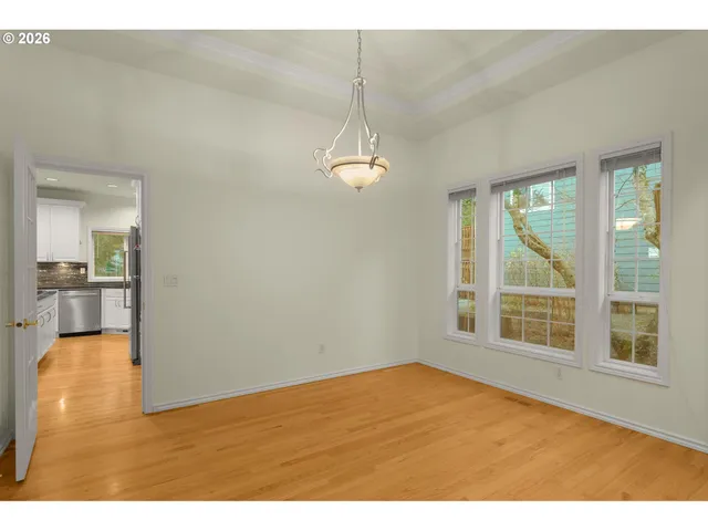 $950,000 | 1323 Northwest Mayfield Road, Portland, OR 97229