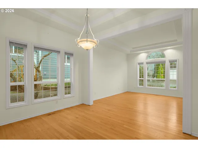 $950,000 | 1323 Northwest Mayfield Road, Portland, OR 97229