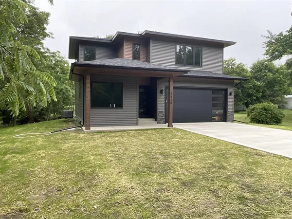 $649,900 | 1418 Blue Star Highway, South Haven, MI 49090