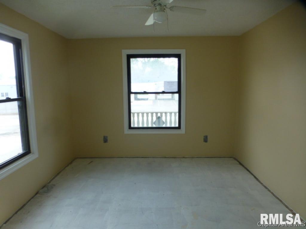 319 South Springfield Street Virden, IL 62690 - Photo 7 of 20 Gallery Image 7