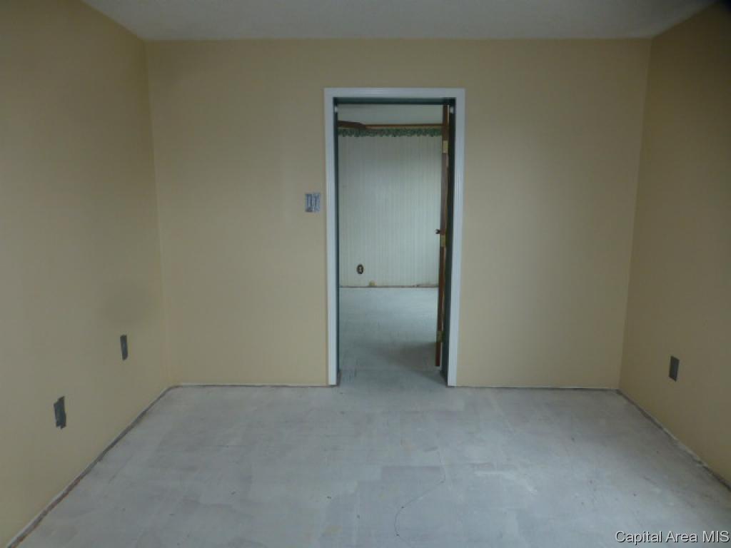 319 South Springfield Street Virden, IL 62690 - Photo 8 of 20 Gallery Image 8