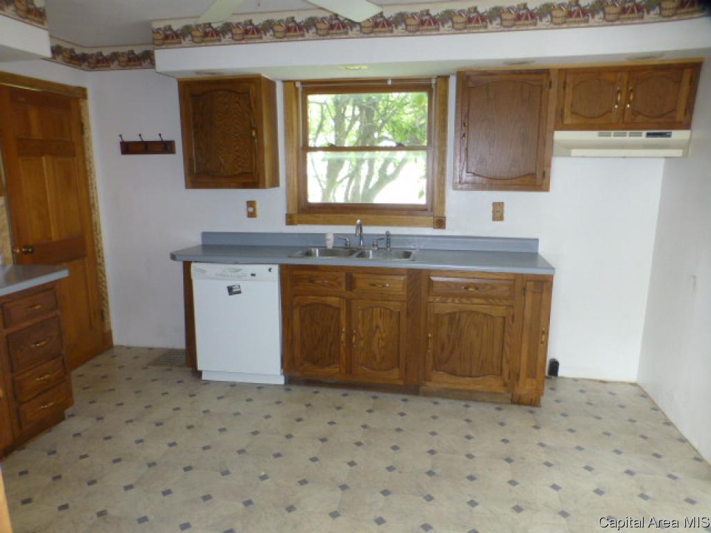 319 South Springfield Street Virden, IL 62690 - Photo 10 of 20 Gallery Image 10