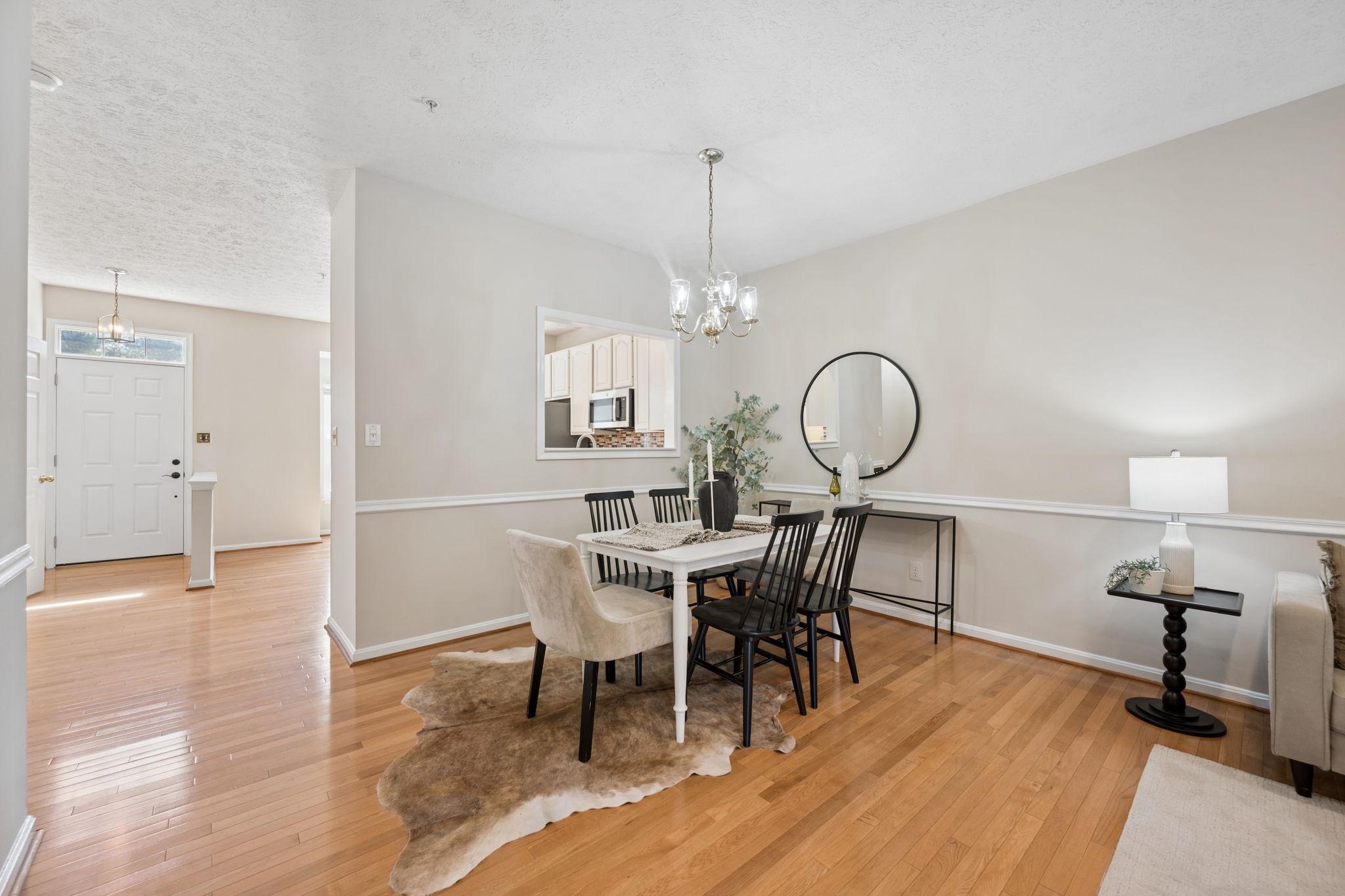 11952 White Heather Road Cockeysville, MD 21030 - Photo 10 of 36 Dining Area