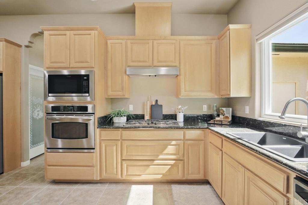 8819 Diamondback Drive Santee, CA 92071 - Photo 13 of 50