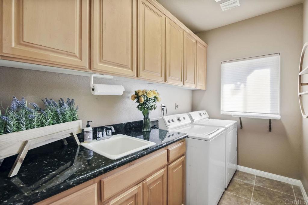 8819 Diamondback Drive Santee, CA 92071 - Photo 33 of 50