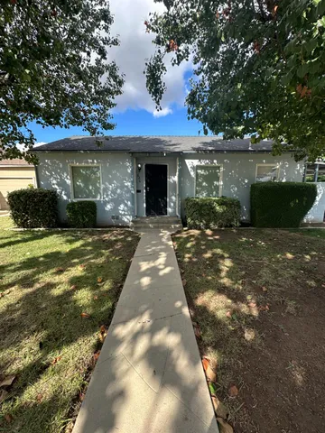 $1,500 | 626 West Vassar Avenue, Fresno, CA 93705
