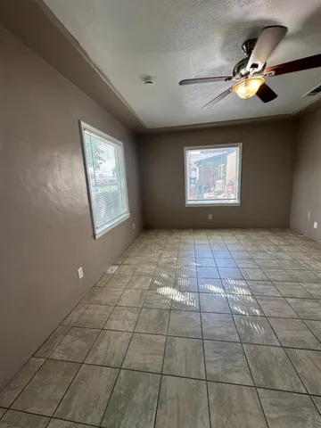 $1,500 | 626 West Vassar Avenue, Fresno, CA 93705