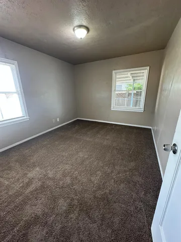 $1,500 | 626 West Vassar Avenue, Fresno, CA 93705