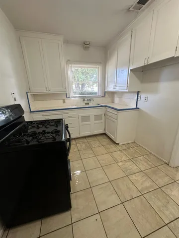 $1,500 | 626 West Vassar Avenue, Fresno, CA 93705